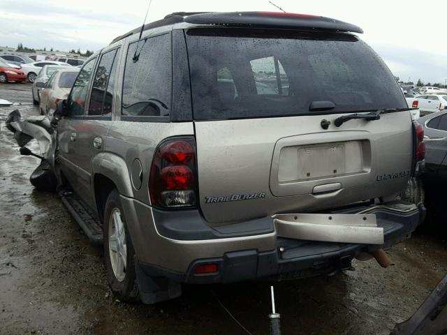 1GNDT13S022312927 - 2002 CHEVROLET TRAILBLAZE SILVER photo 3