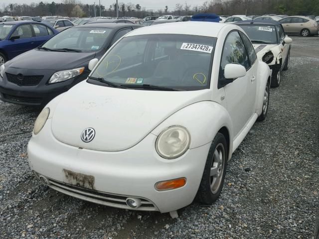 3VWCA21C0XM400434 - 1999 VOLKSWAGEN NEW BEETLE 白色 照片 2