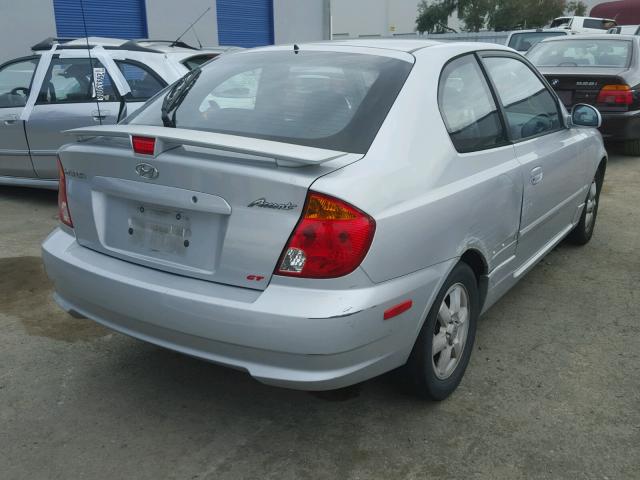 KMHCG35C45U343919 - 2005 HYUNDAI ACCENT GS SILVER photo 4