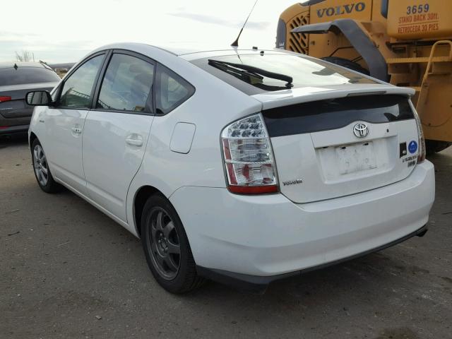 JTDKB20U383304676 - 2008 TOYOTA PRIUS WHITE photo 3