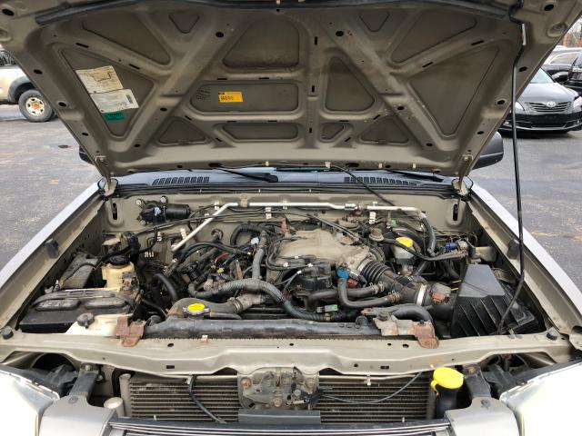 1N6ED29Y34C418780 - 2004 NISSAN FRONTIER C GRAY photo 8