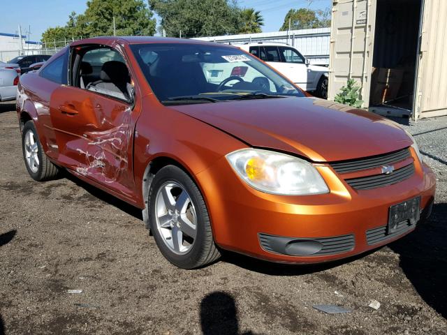 1G1AL12F357664982 - 2005 CHEVROLET COBALT LS ORANGE photo 1