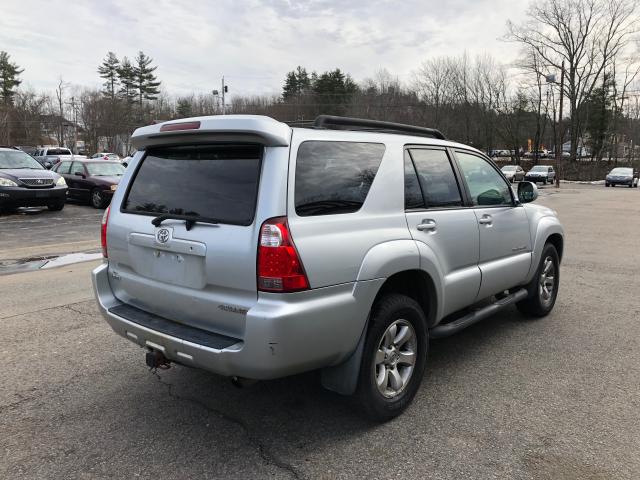 JTEBU14R070124688 - 2007 TOYOTA 4RUNNER SR SILVER photo 4