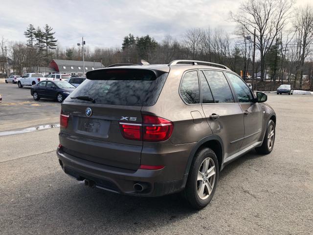 5UXZW0C52CL672804 - 2012 BMW X5 XDRIVE3 BROWN photo 3