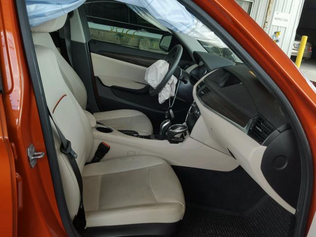 WBAVM1C55FV318471 - 2015 BMW X1 SDRIVE2 ORANGE photo 5