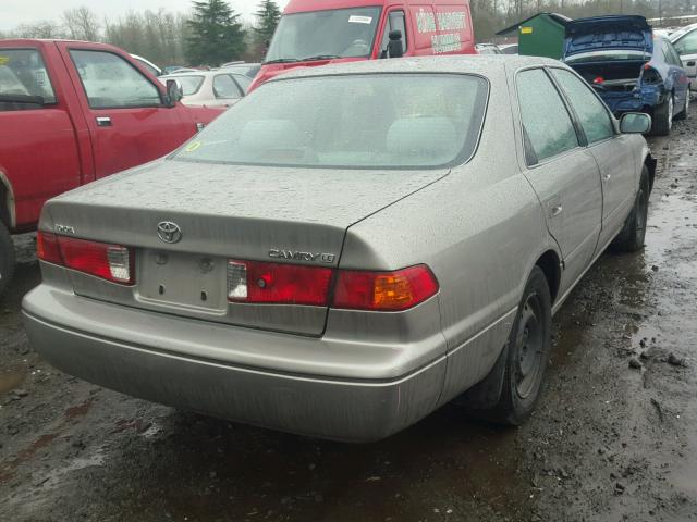 JT2BG22K4Y0415843 - 2000 TOYOTA CAMRY CE SILVER photo 4