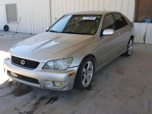 JTHBD192320051050 - 2002 LEXUS IS 300 SILVER photo 2