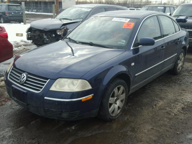 WVWRH63BX3P102336 - 2003 VOLKSWAGEN PASSAT GLX BLUE photo 2