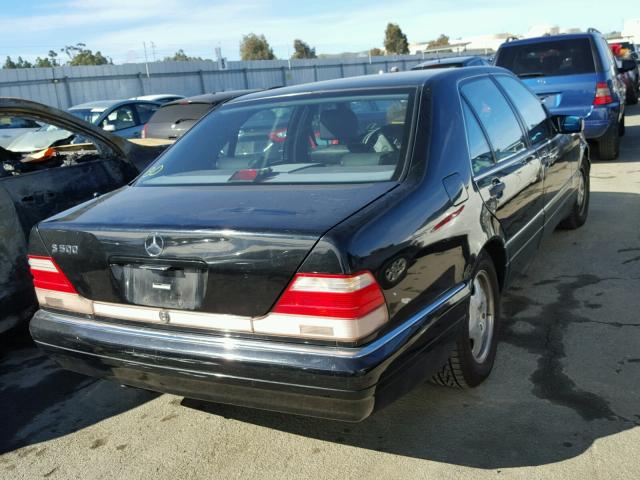 WDBGA51G6XA423513 - 1999 MERCEDES-BENZ S 500 BLACK photo 4