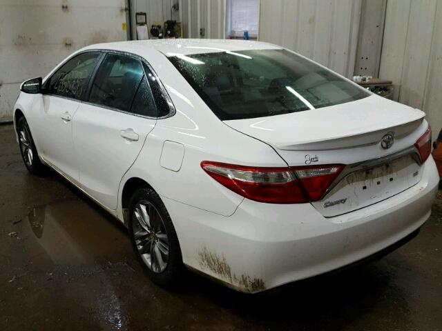 4T1BF1FK4FU971019 - 2015 TOYOTA CAMRY LE WHITE photo 3