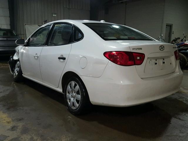 KMHDU46D38U585552 - 2008 HYUNDAI ELANTRA GL WHITE photo 3