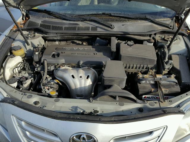 4T1BE46K77U066229 - 2007 TOYOTA CAMRY NEW SILVER photo 7