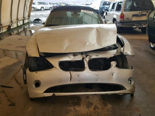 4USBT33403LS45085 - 2003 BMW Z4 2.5 SILVER photo 9