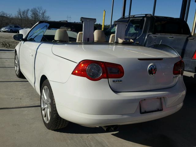 WVWBW7AH3BV003775 - 2011 VOLKSWAGEN EOS KOMFOR WHITE photo 3