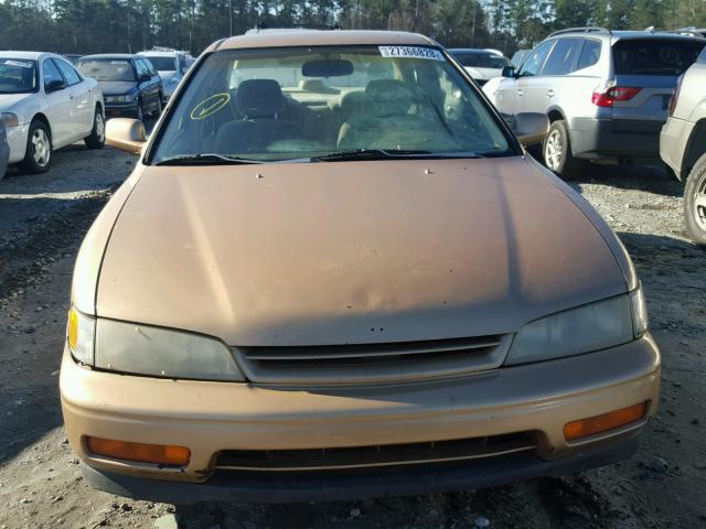 1HGCD5637RA052900 - 1994 HONDA ACCORD LX GOLD photo 10