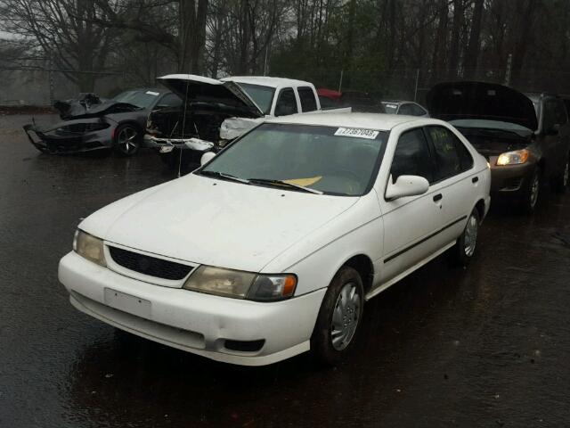 3N1AB41DXWL041547 - 1998 NISSAN SENTRA XE WHITE photo 2