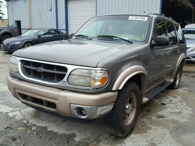 1FMZU64P8YZA75232 - 2000 FORD EXPLORER E GRAY photo 2