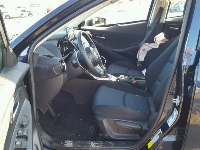 3MYDLBZV2GY103845 - 2016 TOYOTA SCION IA BLUE photo 5