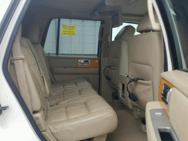 5LMFU28507LJ25284 - 2007 LINCOLN NAVIGATOR 奶油色 照片 6
