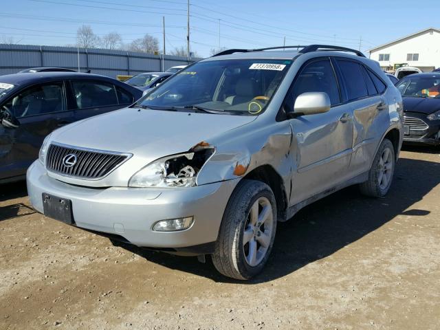 JTJHA31U640006195 - 2004 LEXUS RX 330 SILVER photo 2