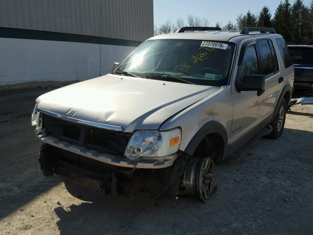 1FMEU73E96UA99425 - 2006 FORD EXPLORER X SILVER photo 2