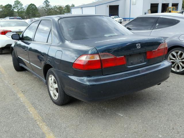 1HGCG6692YA077106 - 2000 HONDA ACCORD SE GREEN photo 3