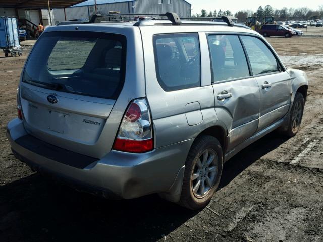 JF1SG65616H749216 - 2006 SUBARU FORESTER 2 SILVER photo 4