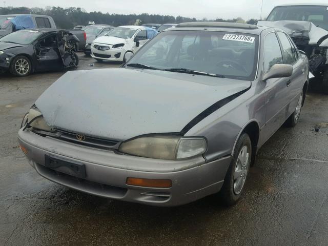 4T1SK12E9SU510985 - 1995 TOYOTA CAMRY LE GRAY photo 2