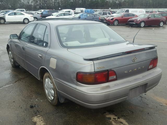 4T1SK12E9SU510985 - 1995 TOYOTA CAMRY LE GRAY photo 3