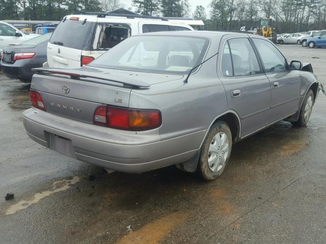 4T1SK12E9SU510985 - 1995 TOYOTA CAMRY LE GRAY photo 4