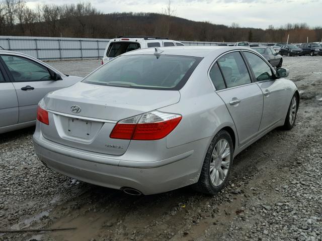 KMHGC46E59U024201 - 2009 HYUNDAI GENESIS 3. SILVER photo 4