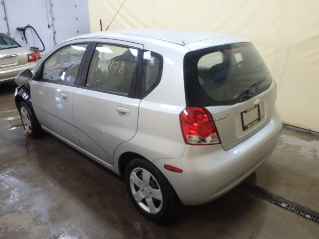 KL1TD666X8B211892 - 2008 CHEVROLET AVEO BASE Արծաթագույն լուսանկար 3