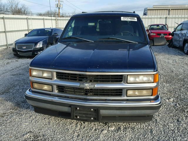 3GNEC16R8XG162898 - 1999 CHEVROLET SUBURBAN C BLUE photo 9