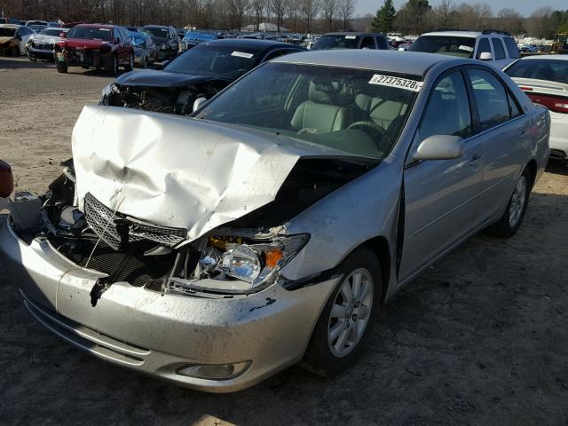 4T1BE32K53U180899 - 2003 TOYOTA CAMRY LE GRAY photo 2