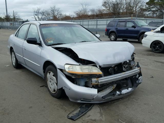 1HGCG16481A076636 - 2001 HONDA ACCORD LX SILVER photo 1