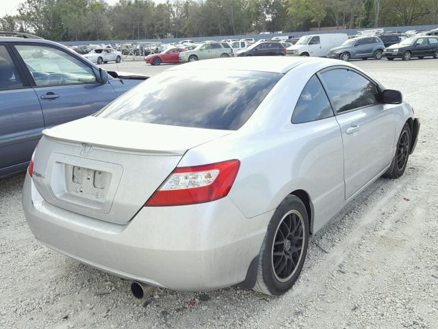 2HGFG11858H543594 - 2008 HONDA CIVIC EX SILVER photo 4