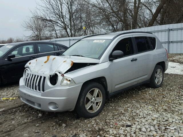 1J8FT47W27D221002 - 2007 JEEP COMPASS SILVER photo 2