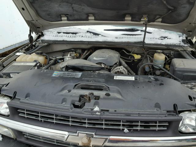 1GCGK13U42F144258 - 2002 CHEVROLET SILVERADO GRAY photo 7