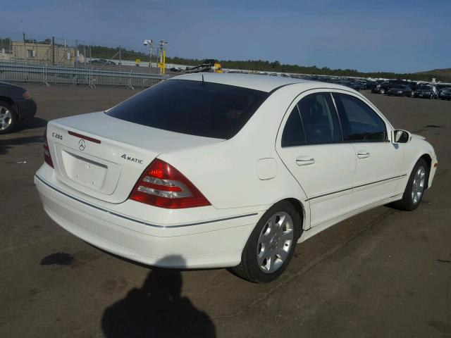 WDBRF92H66F788770 - 2006 MERCEDES-BENZ C GENERATI WHITE photo 4