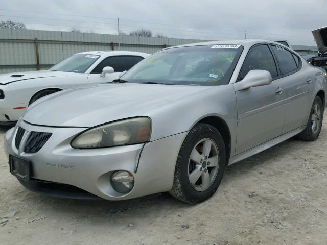 2G2WP552561111559 - 2006 PONTIAC GRAND PRIX SILVER photo 2