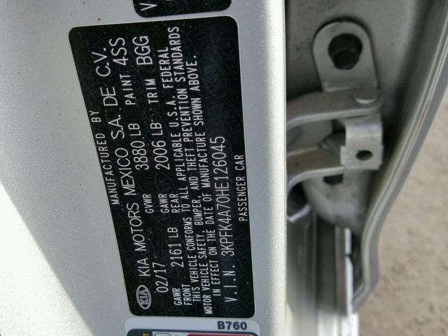 3KPFK4A70HE126045 - 2017 KIA FORTE LX SILVER photo 10