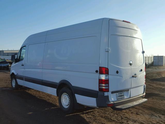 WDYPE8CC0A5455458 - 2010 FREIGHTLINER SPRINTER 2 WHITE photo 3