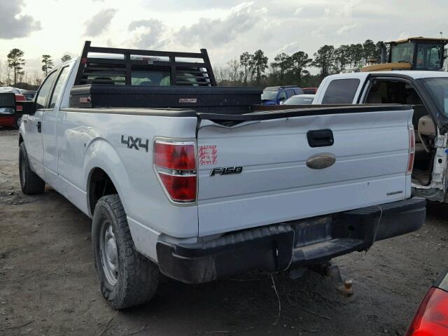 1FTVX1EF8BKD32117 - 2011 FORD F150 SUPER WHITE photo 3