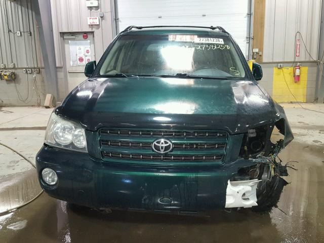 JTEHF21A920095578 - 2002 TOYOTA HIGHLANDER GREEN photo 9