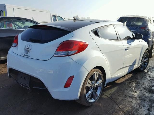 KMHTC6AD3GU255832 - 2016 HYUNDAI VELOSTER B WHITE photo 4