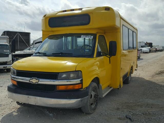 1GB3G3BG8B1107674 - 2011 CHEVROLET EXPRESS G3 YELLOW photo 2