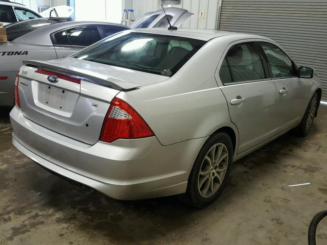 3FAHP0HA3CR121224 - 2012 FORD FUSION SE SILVER photo 4