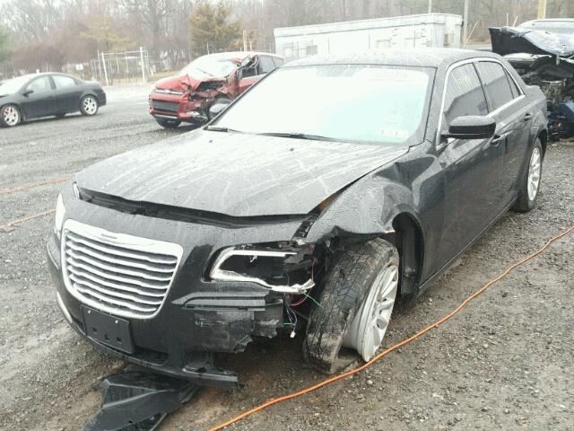 2C3CCAAG8CH312044 - 2012 CHRYSLER 300 BLACK photo 2