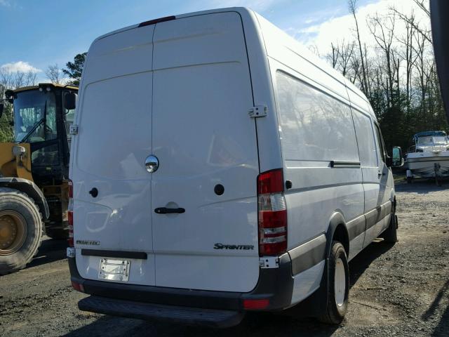 WDYPF1CC5C5640984 - 2012 FREIGHTLINER SPRINTER 3 WHITE photo 4