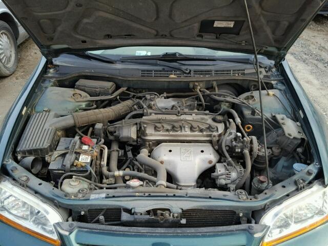 JHMCG56472C015305 - 2002 HONDA ACCORD LX GREEN photo 7